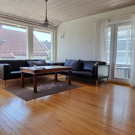Bolig Perfekt For Bedrifter Pa Eik Med 8 Soverom * Tønsberg