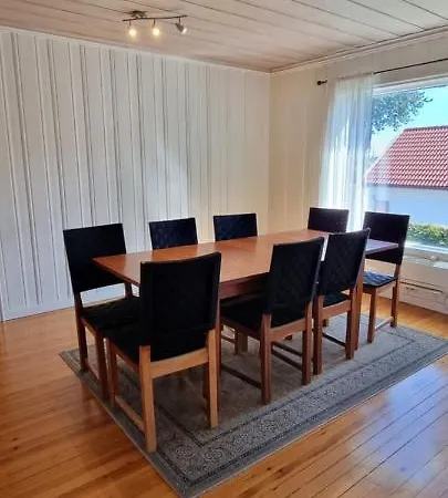 Bolig Perfekt For Bedrifter Pa Eik Med 8 Soverom * Tønsberg